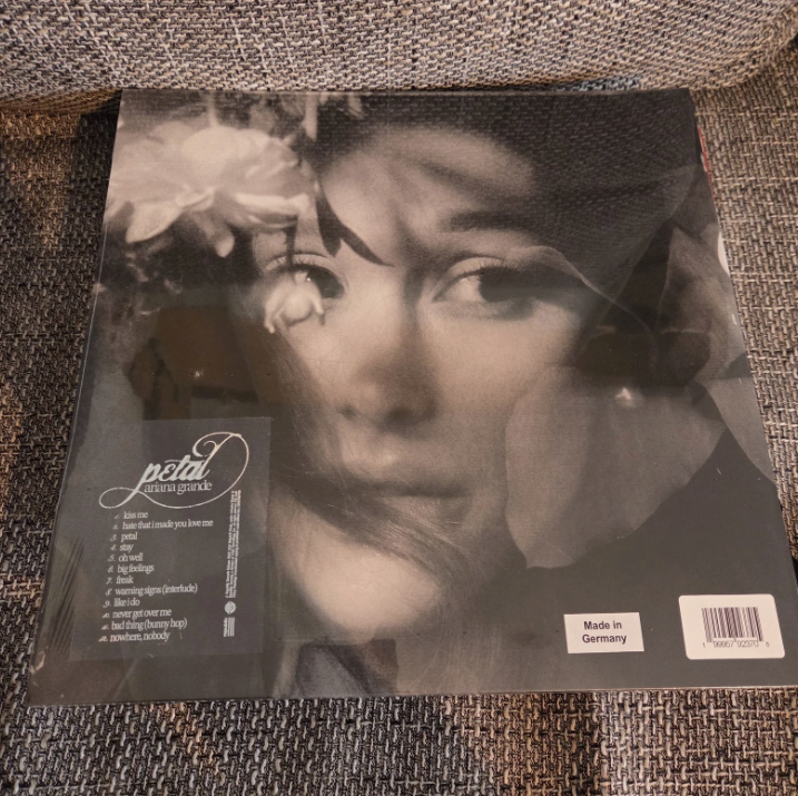 Ariana Grande Petal Opal Girly LP Vinyl Store Exclusive Lenticular Cover New